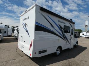 Gemini AWD 23TW Photo