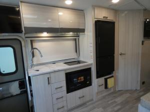 Gemini AWD 23TW Photo