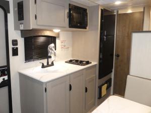 Clipper Cadet 17CBH Photo