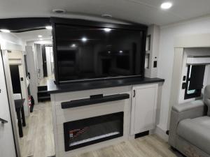 North Point 382FLRB Photo