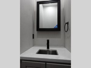 North Point 382FLRB Photo