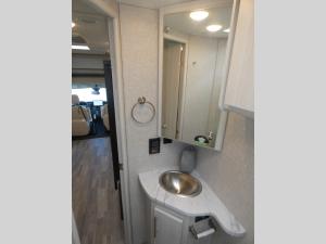 Gemini AWD 23TW Photo