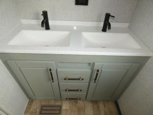 Regency 3951BAM Photo