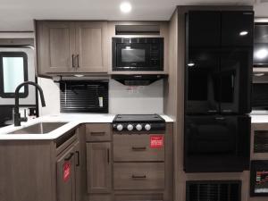 Transcend Xplor 27DBX Photo