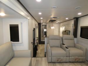 Alpine 3700FL Photo