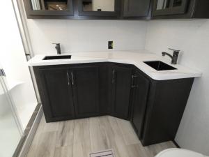 Alpine 3700FL Photo