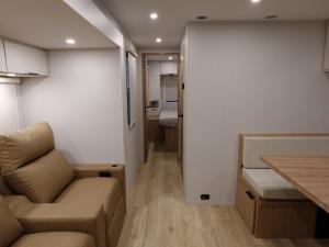 Thrive 24RKS Photo