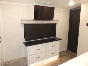 North Point 390CKDS Photo