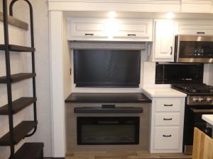 North Point 390CKDS Photo