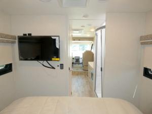 Axis 26.1 Photo