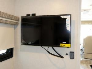 Axis 26.1 Photo