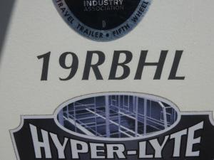 Wildwood Heritage Glen Hyper-Lyte 19RBHL Photo