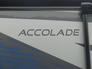 Accolade 37L Photo