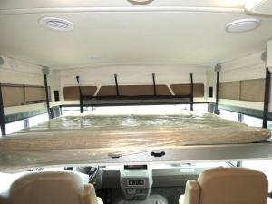 Adventurer 35F Photo