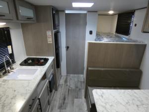 Aspen Trail Mini 17BH Photo