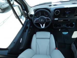 Strada-ion Tour AWD Photo