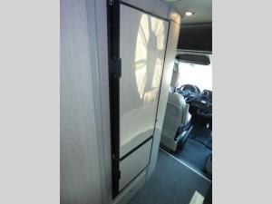 Strada-ion Tour AWD Photo