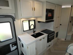 Cross Trail XL 22XG Ford E-350 Photo