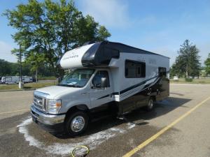 Cross Trail XL 22XG Ford E-350 Photo