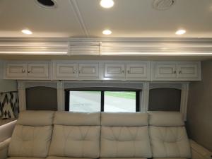 Discovery LXE 44S Photo