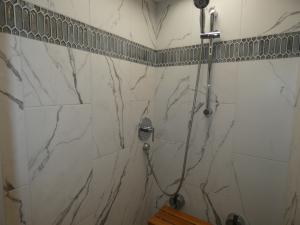 Discovery LXE 44S Photo