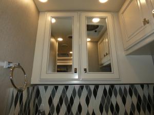 Discovery LXE 44S Photo