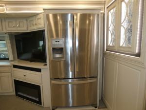 Discovery LXE 44S Photo