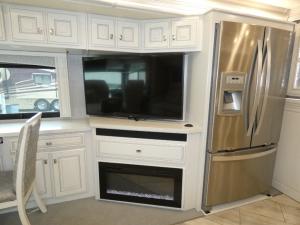 Discovery LXE 44S Photo