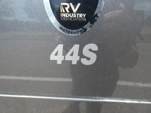 Discovery LXE 44S Photo