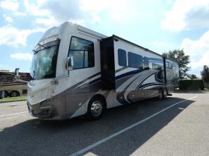 Discovery LXE 44S Photo