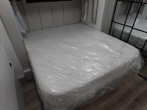 Model G 3950 Photo