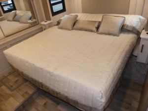 Palazzo GT 37.4 Photo