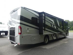 Palazzo GT 37.4 Photo