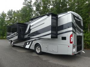 Palazzo GT 37.4 Photo