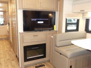 Palazzo GT 37.4 Photo