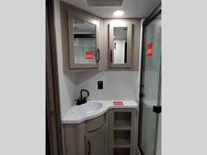 Momentum G-Class 415G Photo