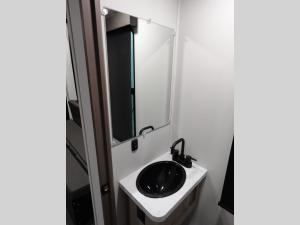 Momentum G-Class 415G Photo