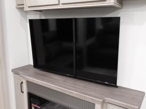 Momentum G-Class 415G Photo