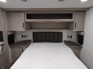 Momentum G-Class 415G Photo