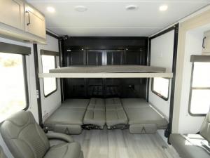 Momentum G-Class 28G Photo