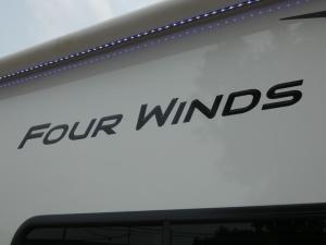 Four Winds 22B Photo