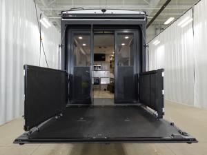 Momentum G-Class 325G Photo