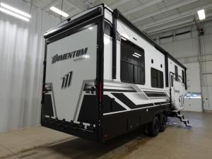 Momentum G-Class 325G Photo