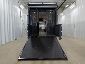Momentum G-Class 325G Photo