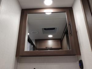 Cougar Half-Ton 26RES Photo