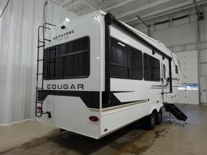 Cougar Half-Ton 26RES Photo