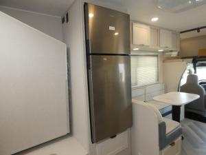 Cross Trail XL 22XG Ford E-350 Photo