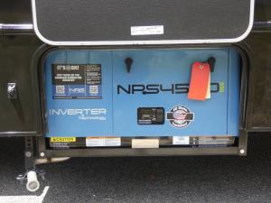 Cross Trail XL 22XG Ford E-350 Photo