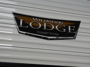 Wildwood Lodge 353FLFB Photo