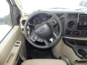 Quantum SE SE31 Ford Photo